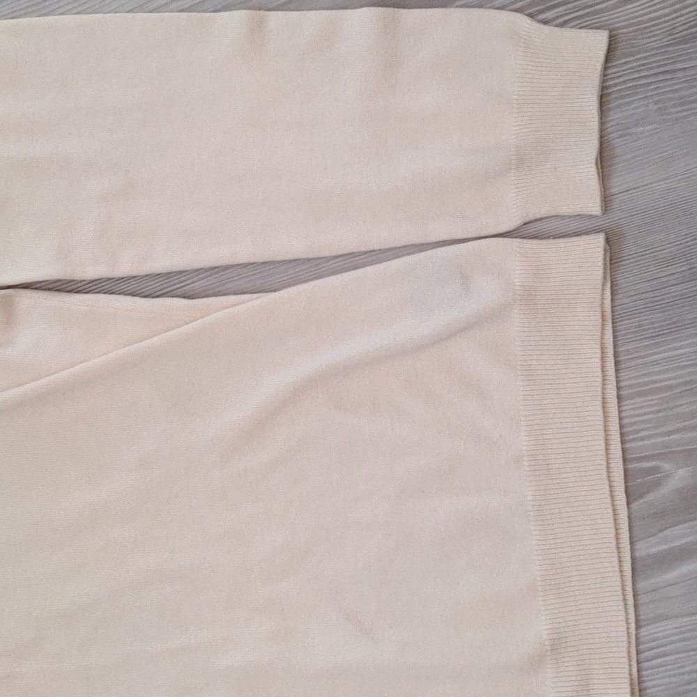 Lauren Ralph Lauren silk blend turtle neck sweater long sleeve cream color soft - Picture 6 of 9
